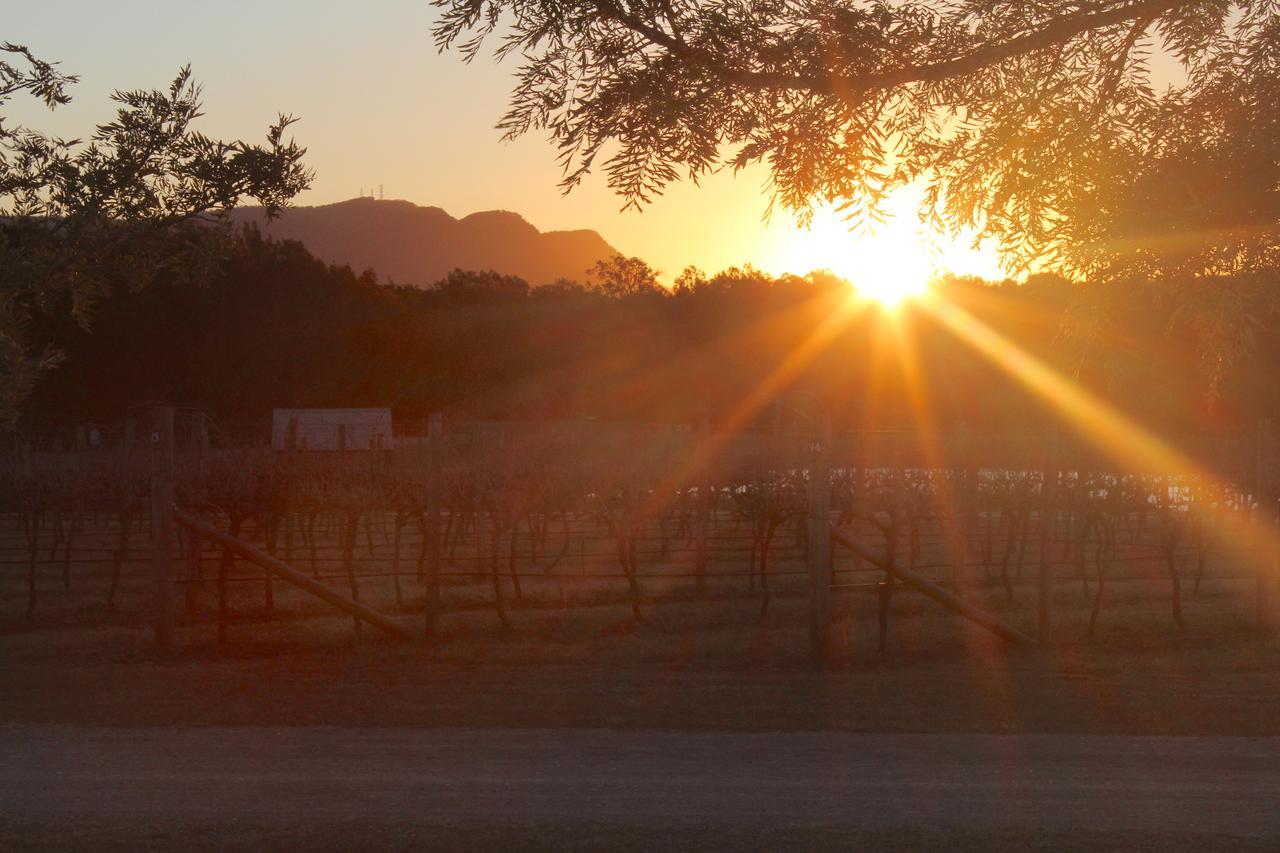 The Carriages Boutique Hotel And Vineyard Pokolbin Exterior foto