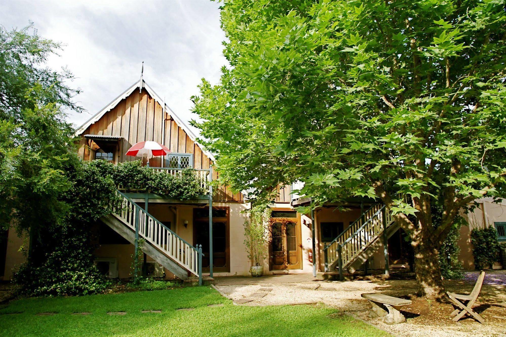 The Carriages Boutique Hotel And Vineyard Pokolbin Exterior foto